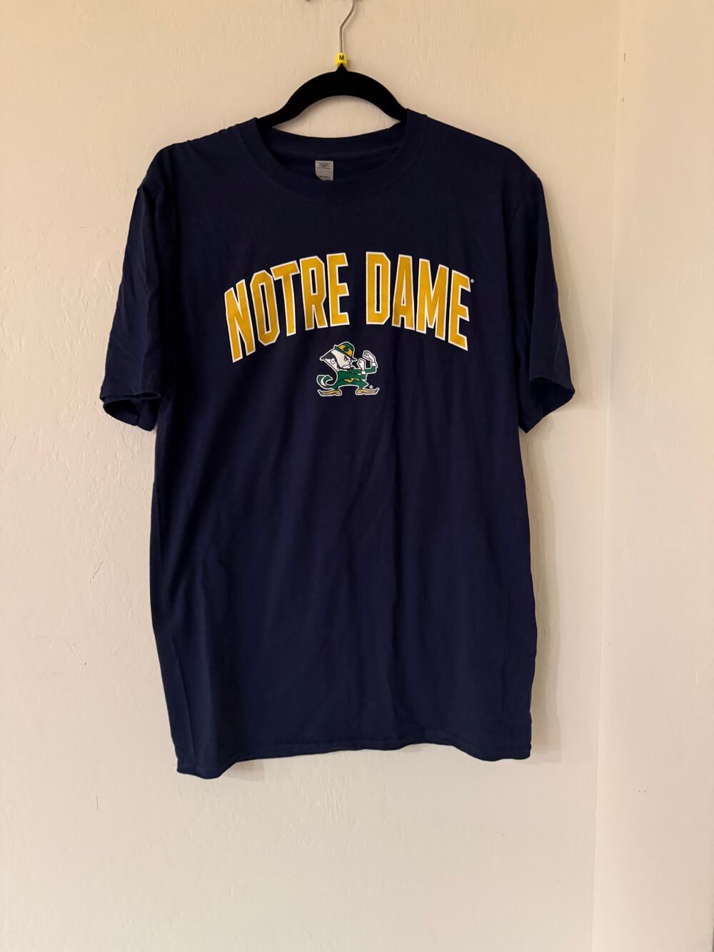 Notre Dame Fighting Irish Men's Fanatics Navy T-shirt-Size Medium -NWOT